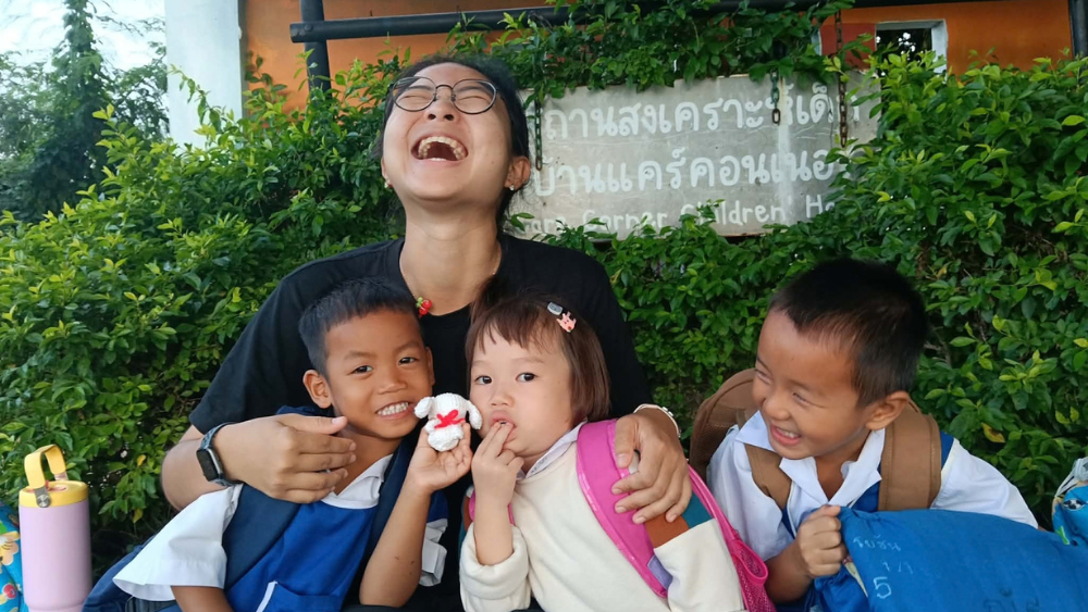 Daily school send offs. For Shannon, it is always a time filled with lots of laughter...and occasional conflicts to resolve 