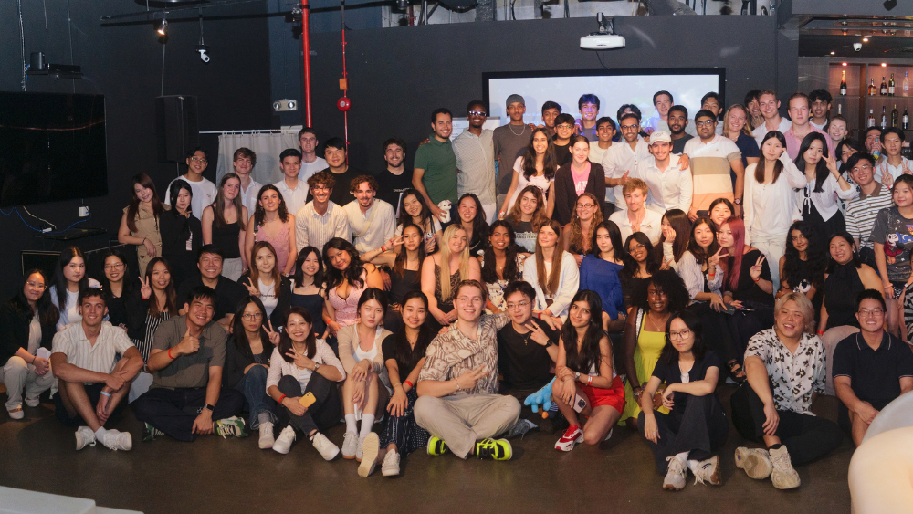 Joon Yen (seventh from left, third row) with fellow GSP participants at the Farewell Party.