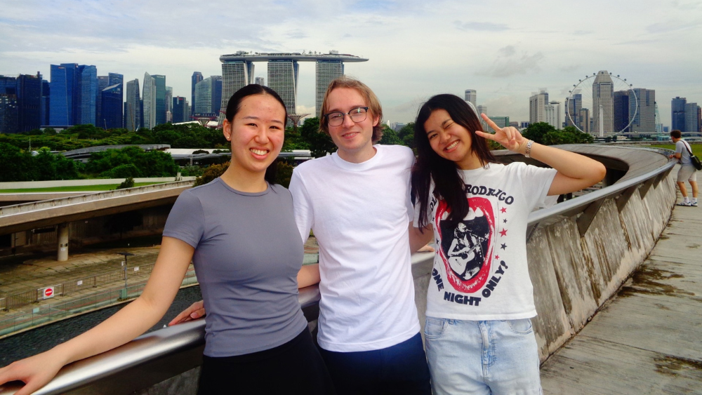 Joon Yen (third from left) with fellow GSP participants during a field trip to Marina Barrage.