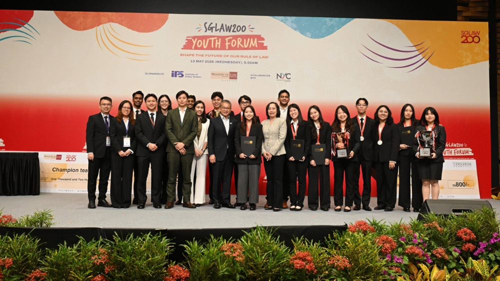 Group photo with all Finalist teams, Judges and Organising Committee