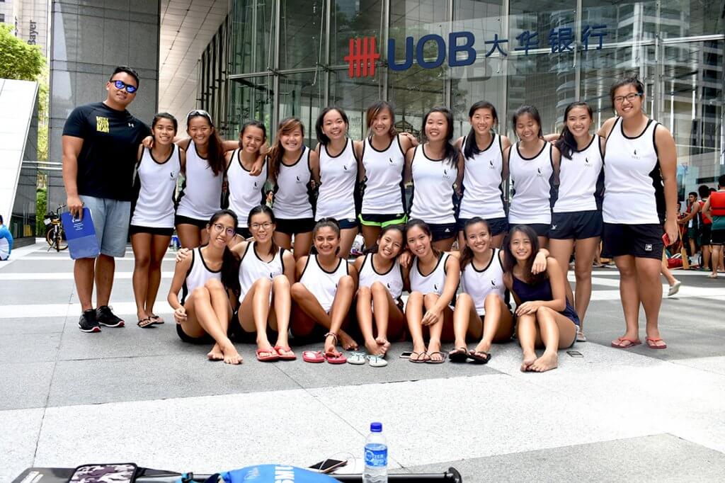 SMU Dragon Boat (Girls Team) at Singapore River Regatta 2017