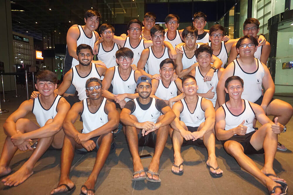 Norman Tay with Dragonboat Men's Team
