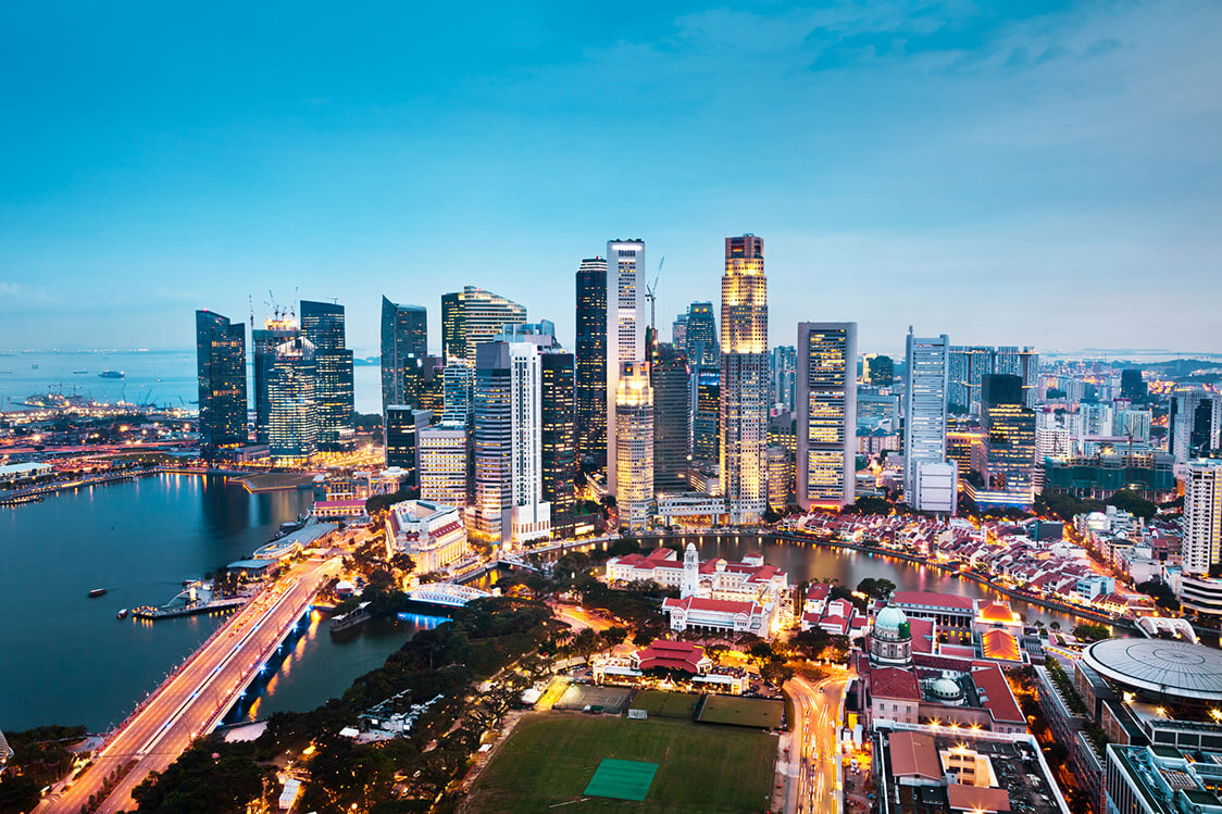 I Moved From Vietnam and Landed a Cutting-edge Job in Singapore Finance. Here’s How.